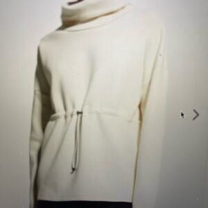 Varley Barton Sweatshirt Sz small in Eggnog